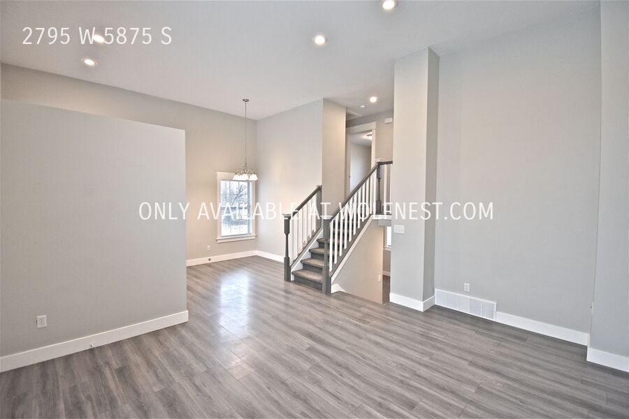 Remodeled 4 Bed Roy Home! No Deposit Option! property image