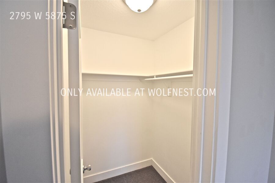 Remodeled 4 Bed Roy Home! No Deposit Option! property image