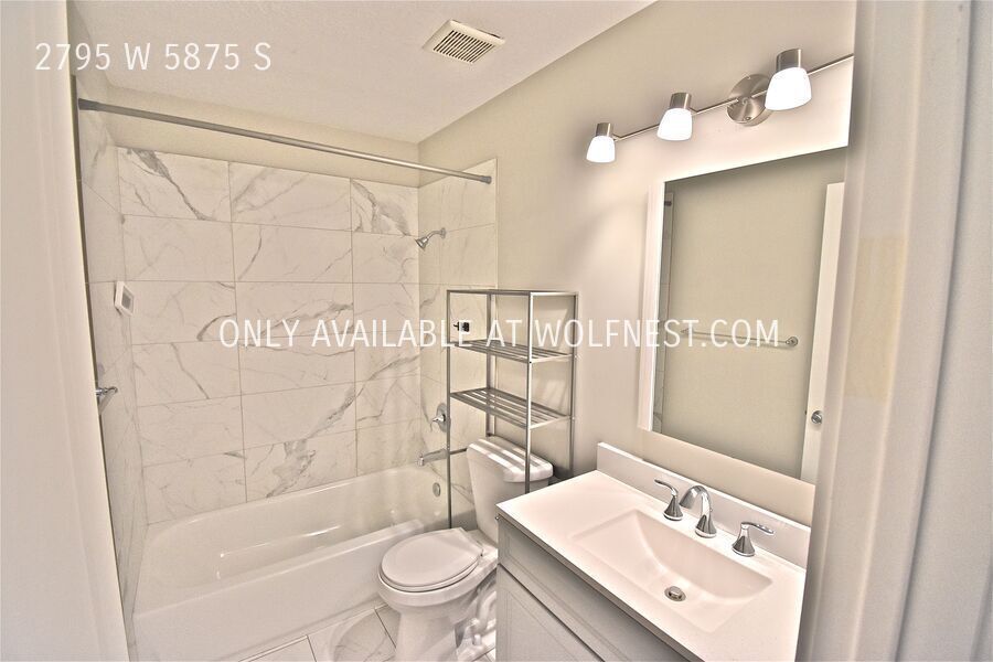 Remodeled 4 Bed Roy Home! No Deposit Option! property image