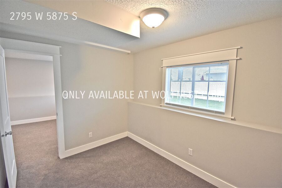 Remodeled 4 Bed Roy Home! No Deposit Option! property image