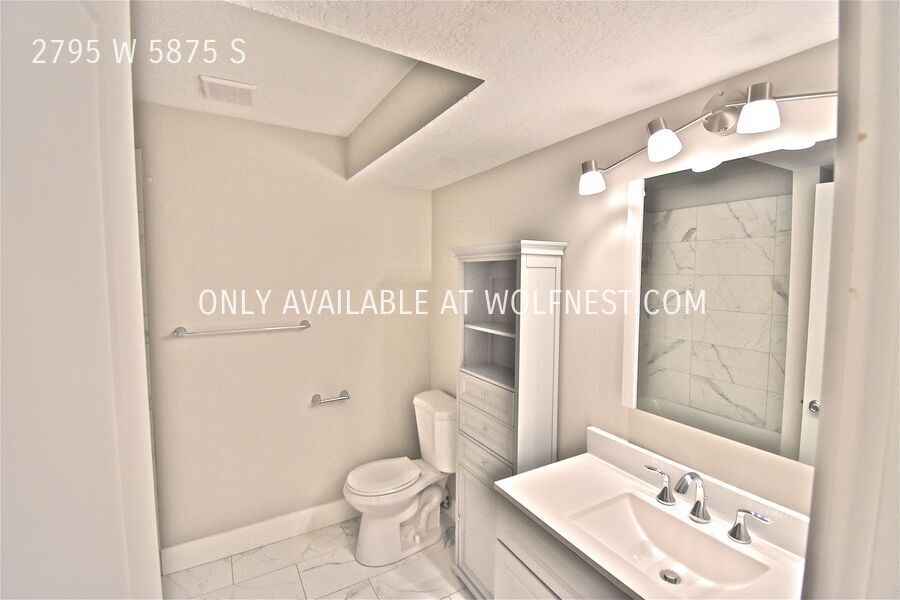 Remodeled 4 Bed Roy Home! No Deposit Option! property image