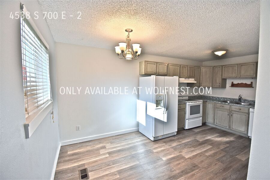 Lovely 2 Bed Murray Condo! No Deposit Option! property image