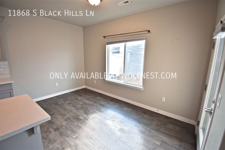 Gorgeous 3 Bed Herriman Townhome! No Deposit Option! property image