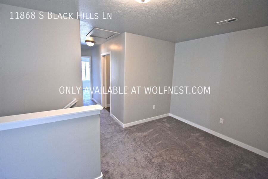 Gorgeous 3 Bed Herriman Townhome! No Deposit Option! property image