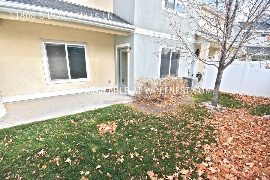 Gorgeous 3 Bed Herriman Townhome! No Deposit Option! property image