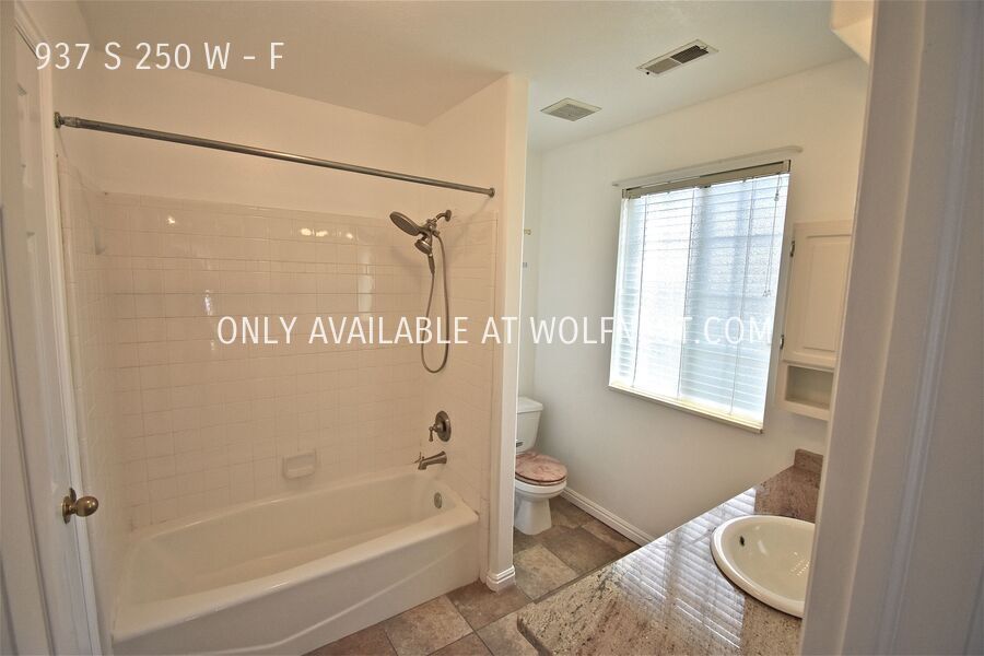 Amazing 3 Bed Provo Townhome! No Deposit Option! property image