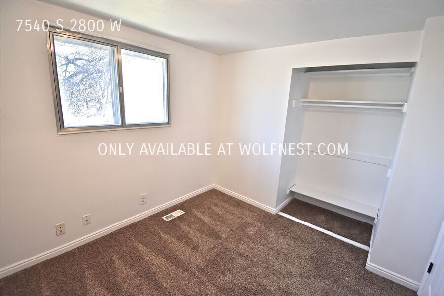 No Deposit Option! Lovely 4 Bedroom West Jordan Home! property image