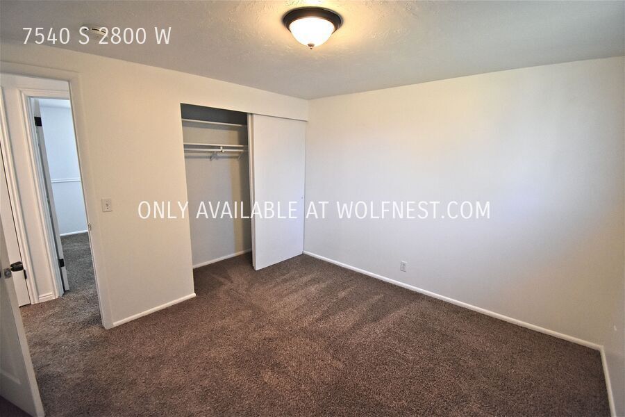 No Deposit Option! Lovely 4 Bedroom West Jordan Home! property image