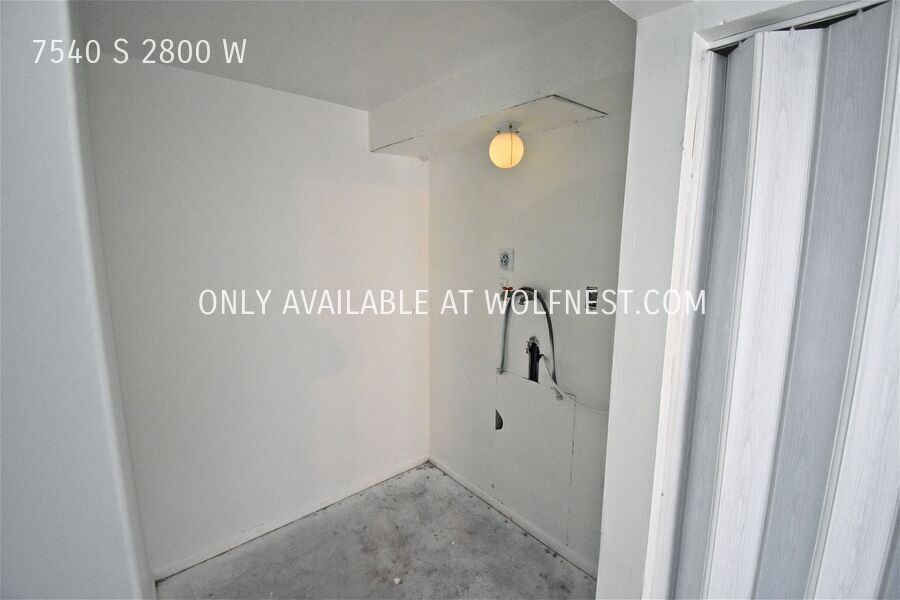 No Deposit Option! Lovely 4 Bedroom West Jordan Home! property image