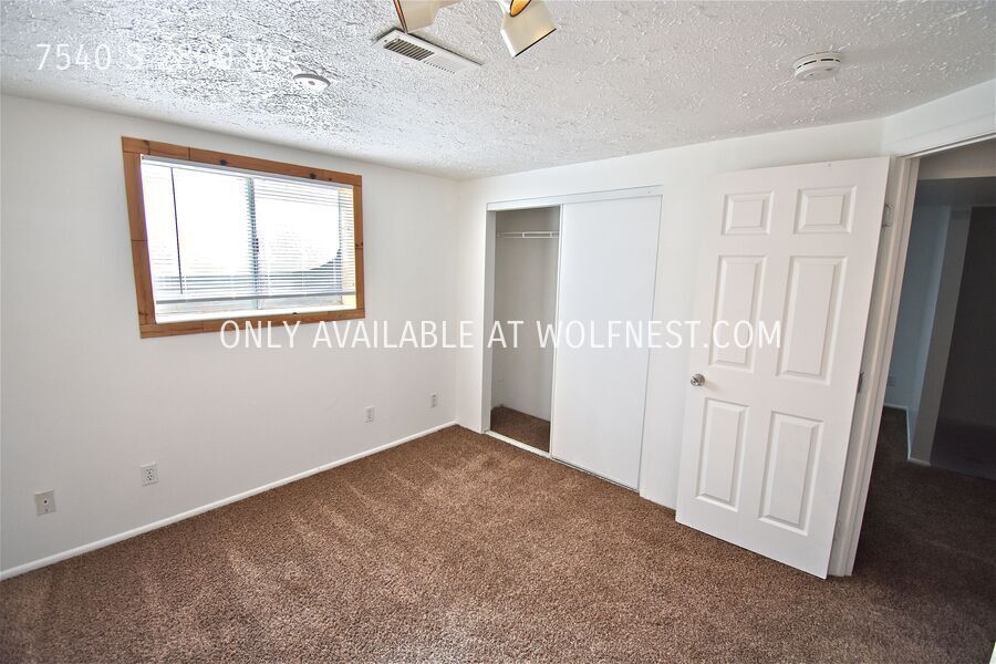 No Deposit Option! Lovely 4 Bedroom West Jordan Home! property image