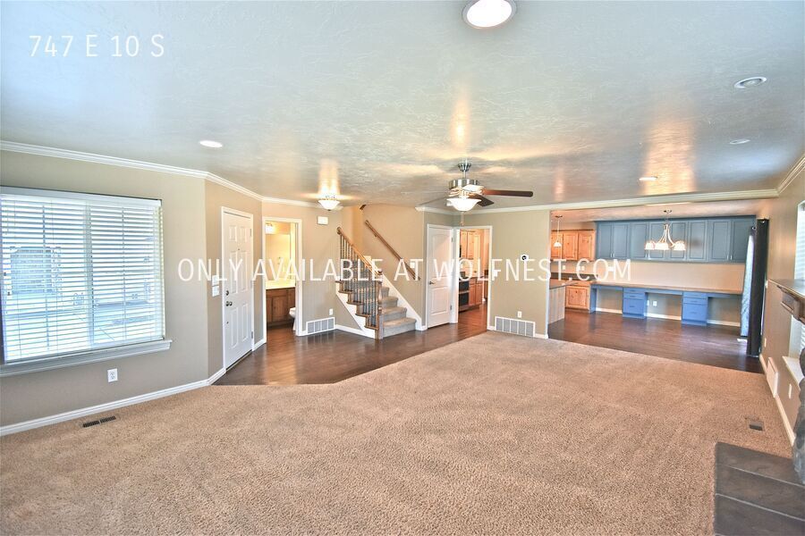 Beautiful 4 Bed American Fork Townhome! No Deposit Option! property image