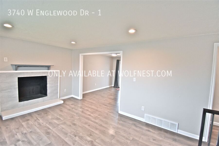 Remodeled 2 Bed Taylorsville Upstairs Unit! No Deposit Option! property image