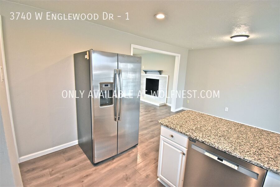 Remodeled 2 Bed Taylorsville Upstairs Unit! No Deposit Option! property image