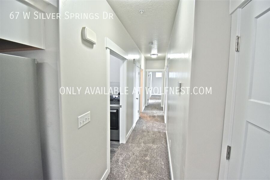Stunning 3 Bed Vineyard Condo! No Deposit Option! property image
