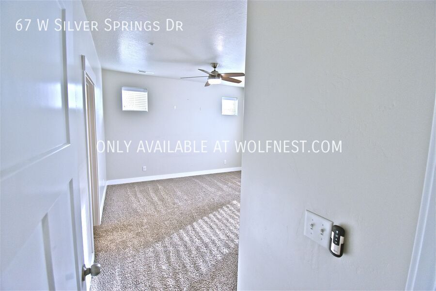 Stunning 3 Bed Vineyard Condo! No Deposit Option! property image