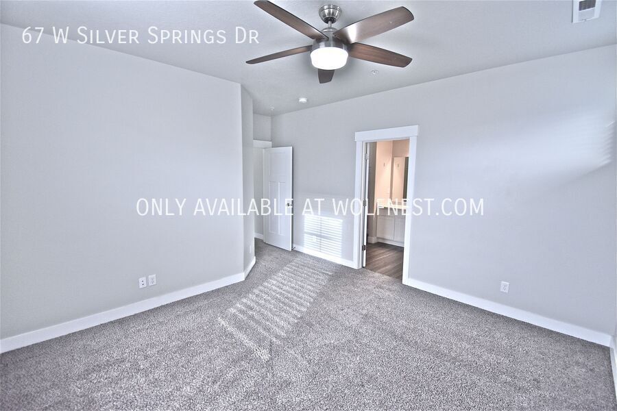 Stunning 3 Bed Vineyard Condo! No Deposit Option! property image