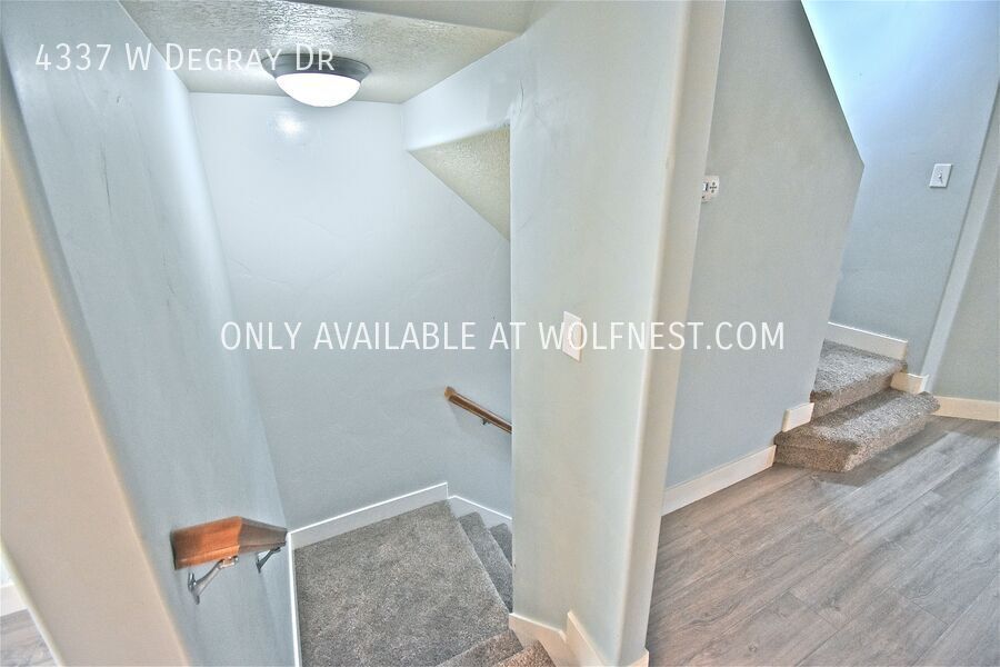 Spacious 4 Bed Daybreak Townhome! property image