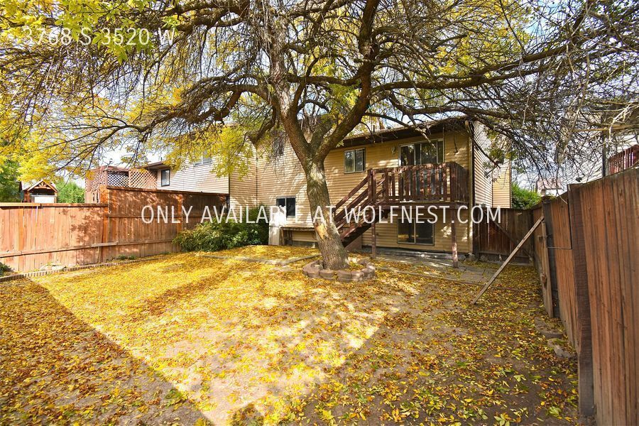 Lovely 3 Bed West Valley Townhome! No Deposit Option! property image