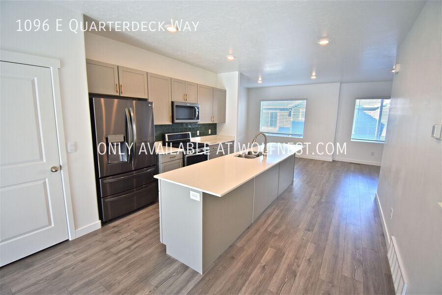 Stunning 4 Bed Saratoga Springs Townhome! No Deposit Option! property image