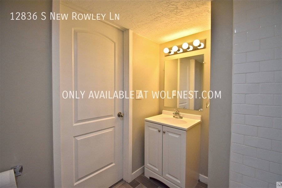 Gorgeous 3 Bed Herriman Townhome! No Deposit Option! property image