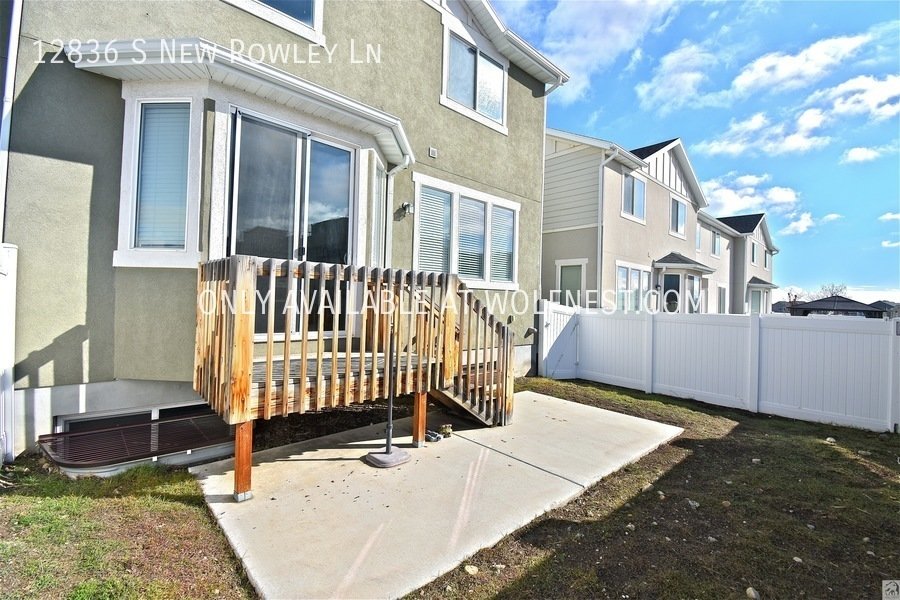 Gorgeous 3 Bed Herriman Townhome! No Deposit Option! property image