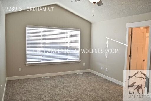 Stunning 3 Bedr Sandy Townhome! No Deposit Option! property image