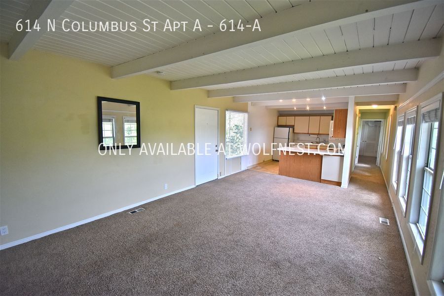 Breathtaking 1 Bed Capitol Hill Unit! No Deposit Option! property image