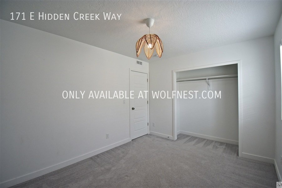 Stunning 4 Bed Saratoga Springs Home! No Deposit Option! property image