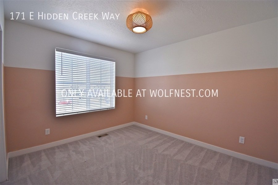 Stunning 4 Bed Saratoga Springs Home! No Deposit Option! property image