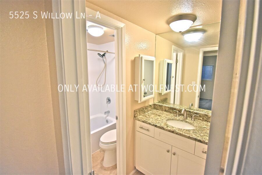 Gorgeous 2 Bedroom Murray Condo! property image