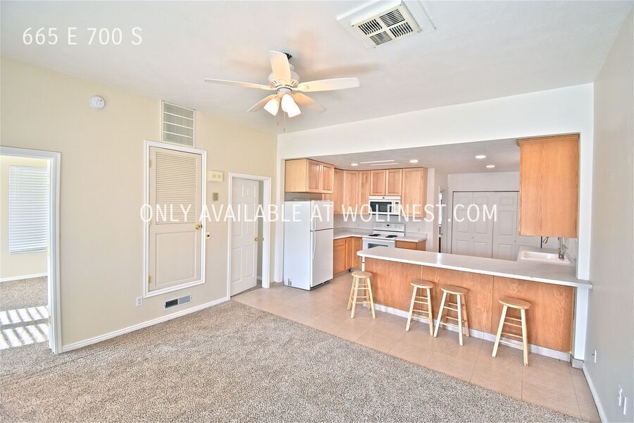 Newly Updated 2 Bed Downtown Salt Lake Home! No Deposit Option! property image