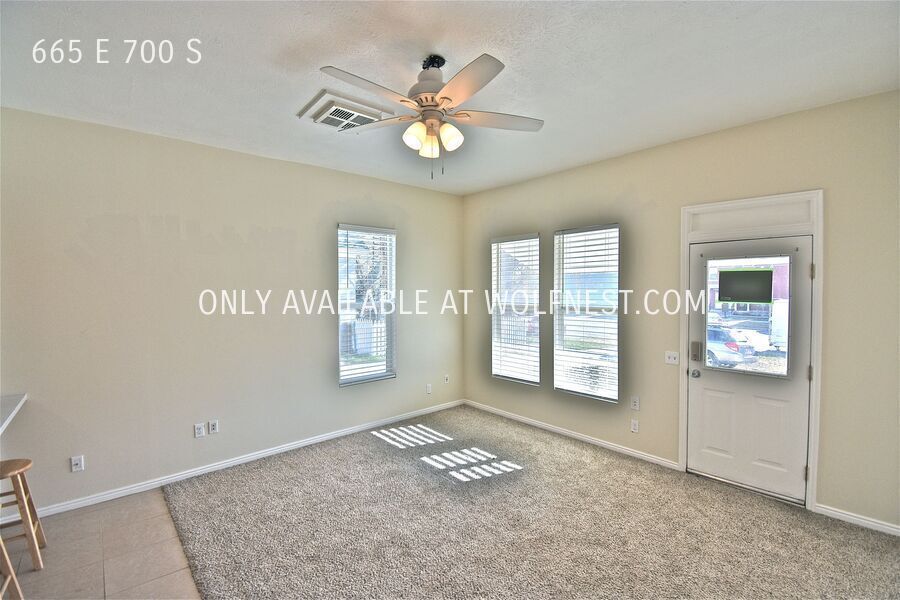 Newly Updated 2 Bed Downtown Salt Lake Home! No Deposit Option! property image