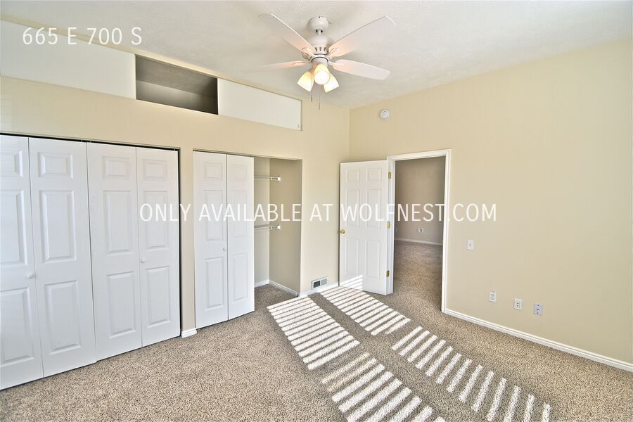 Newly Updated 2 Bed Downtown Salt Lake Home! No Deposit Option! property image