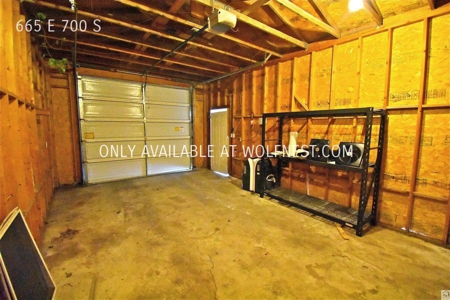 Newly Updated 2 Bed Downtown Salt Lake Home! No Deposit Option! property image