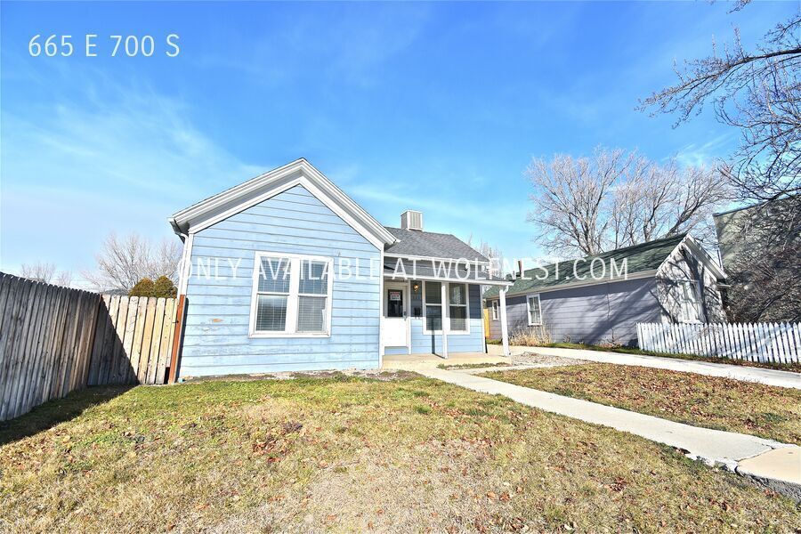 Newly Updated 2 Bed Downtown Salt Lake Home! No Deposit Option! property image