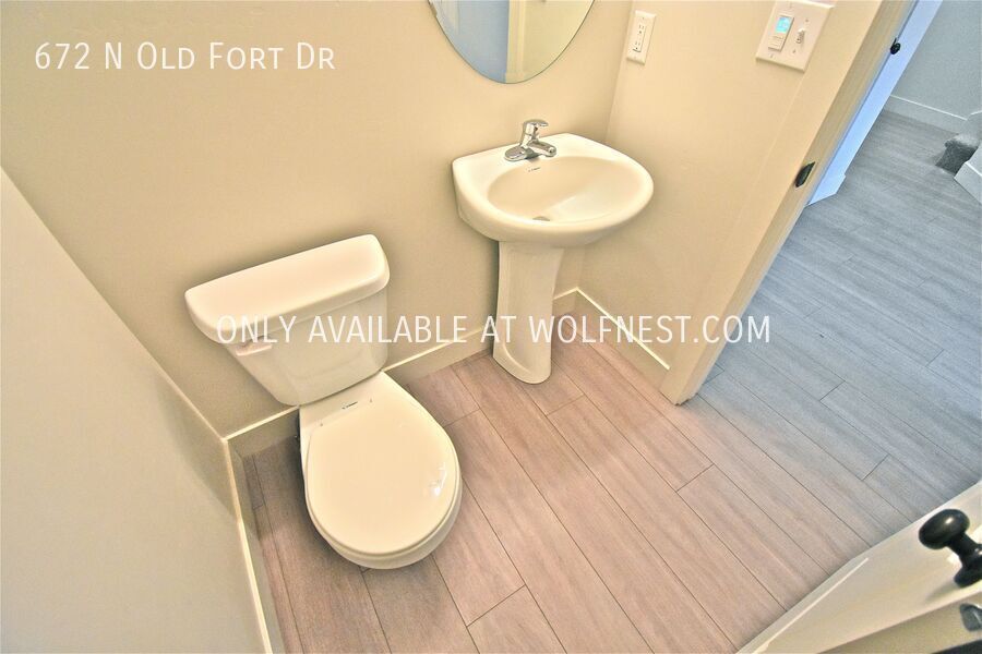 Spacious 5 Bed Spanish Fork Townhome! No Deposit Option! property image