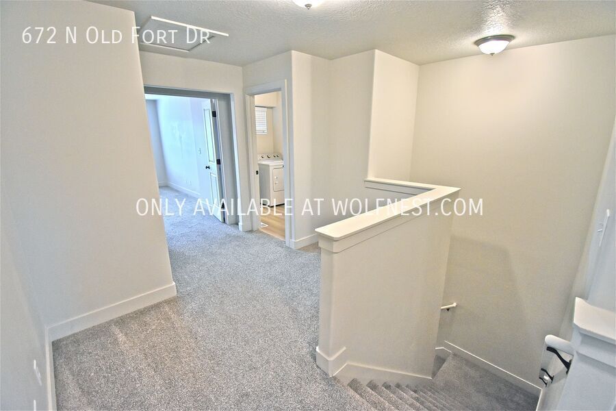 Spacious 5 Bed Spanish Fork Townhome! No Deposit Option! property image