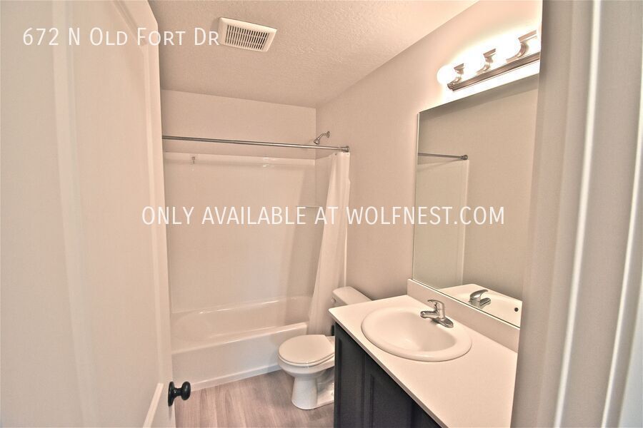 Spacious 5 Bed Spanish Fork Townhome! No Deposit Option! property image