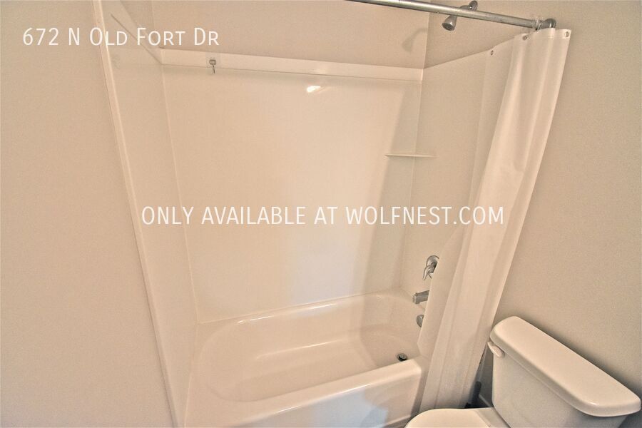 Spacious 5 Bed Spanish Fork Townhome! No Deposit Option! property image