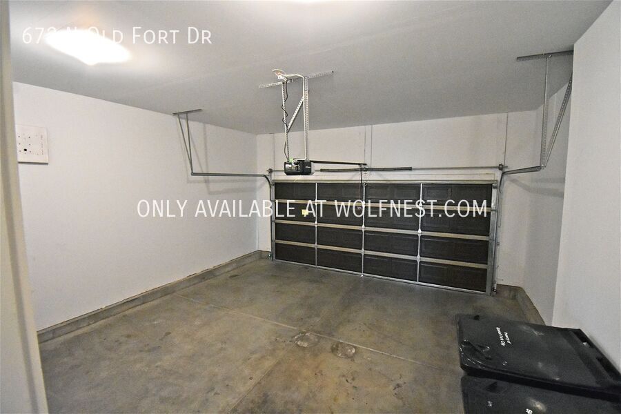 Spacious 5 Bed Spanish Fork Townhome! No Deposit Option! property image