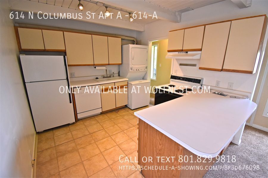 Breathtaking 1 Bed Capitol Hill Unit! No Deposit Option! property image