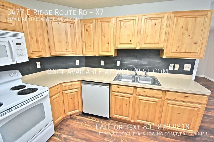 Amazing 3 Bed Eagle Mtn Condo! No Deposit Option! property image
