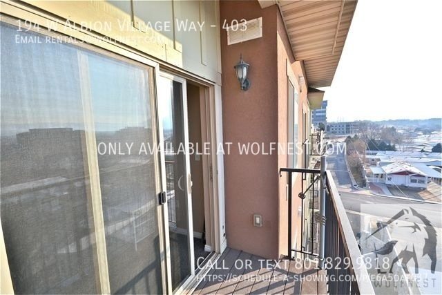Lovely 2 Bedroom Sandy Condo! No Security Deposit Option! property image
