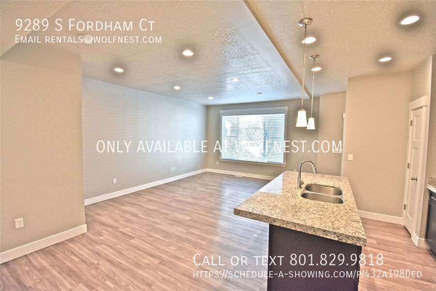 Stunning 3 Bed Sandy Townhome! No Deposit Option! property image