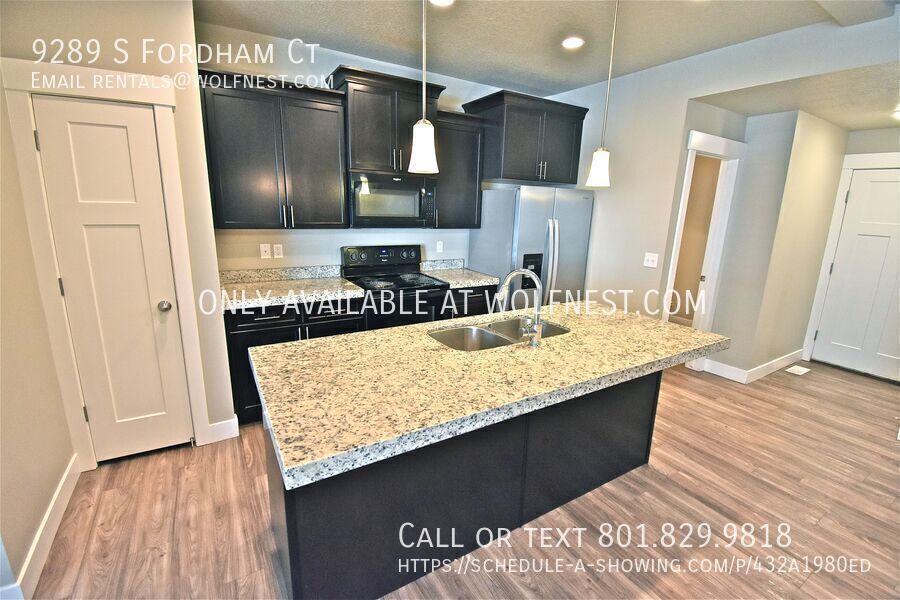 Stunning 3 Bed Sandy Townhome! No Deposit Option! property image