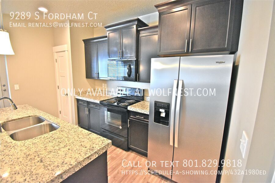 Stunning 3 Bed Sandy Townhome! No Deposit Option! property image