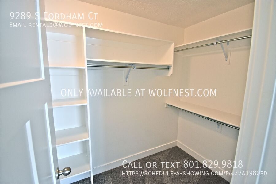 Stunning 3 Bed Sandy Townhome! No Deposit Option! property image