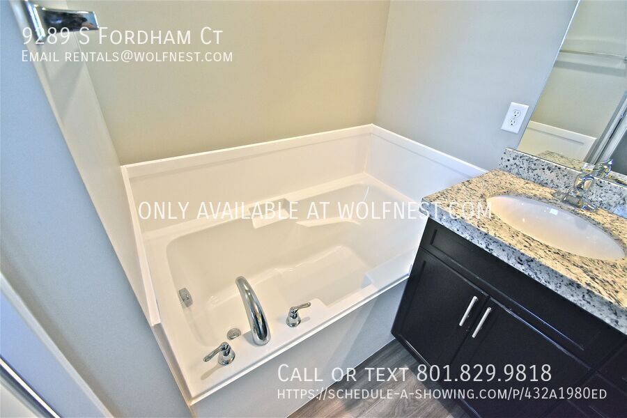 Stunning 3 Bed Sandy Townhome! No Deposit Option! property image