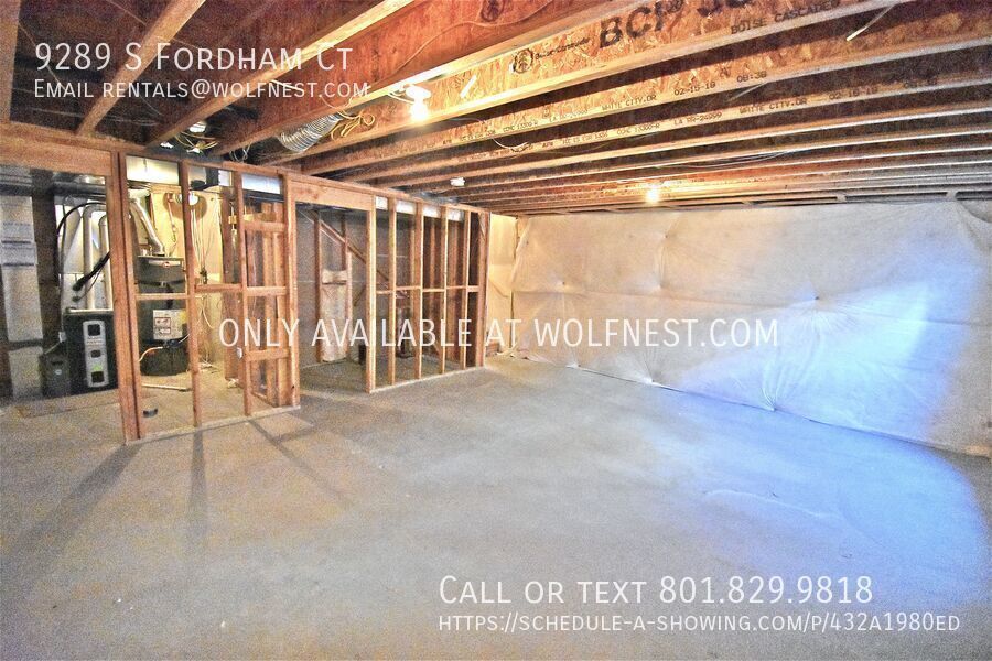 Stunning 3 Bed Sandy Townhome! No Deposit Option! property image