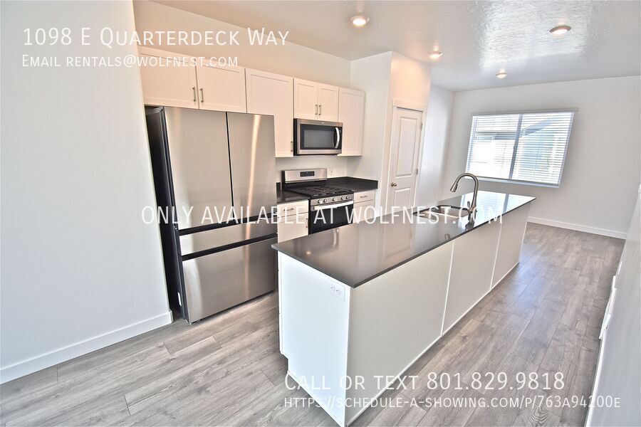 Amazing 3 Bed Saratoga Springs Townhome! No Deposit Option! property image